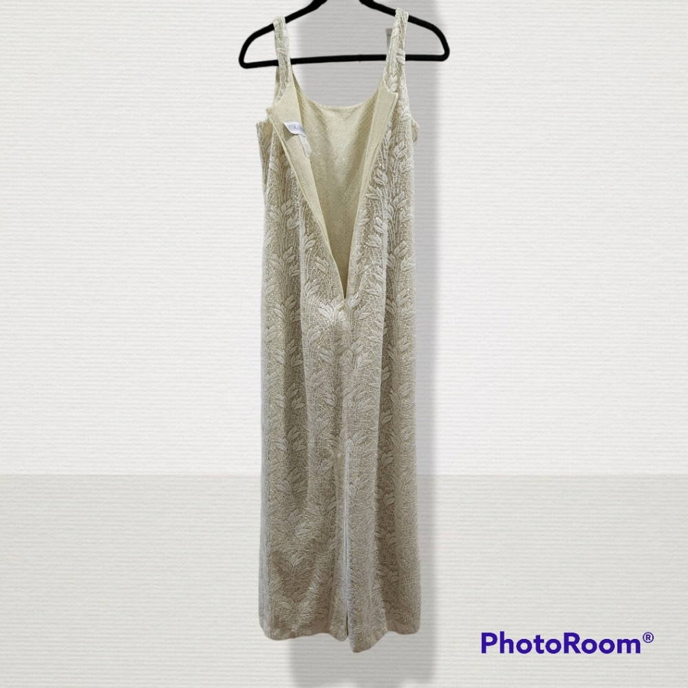 Jessica Hoawrd cream and gold lacy dress, size 6 - Picture 4 of 7